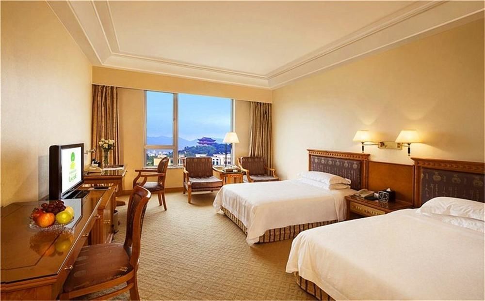 Fuzhou Lakeside Hotel Bagian luar foto