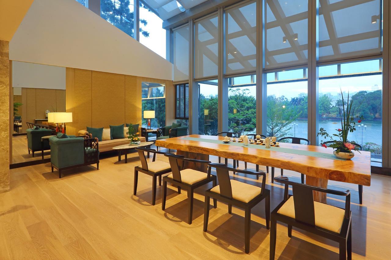 Fuzhou Lakeside Hotel Bagian luar foto
