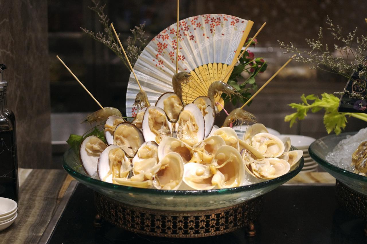 Fuzhou Lakeside Hotel Bagian luar foto