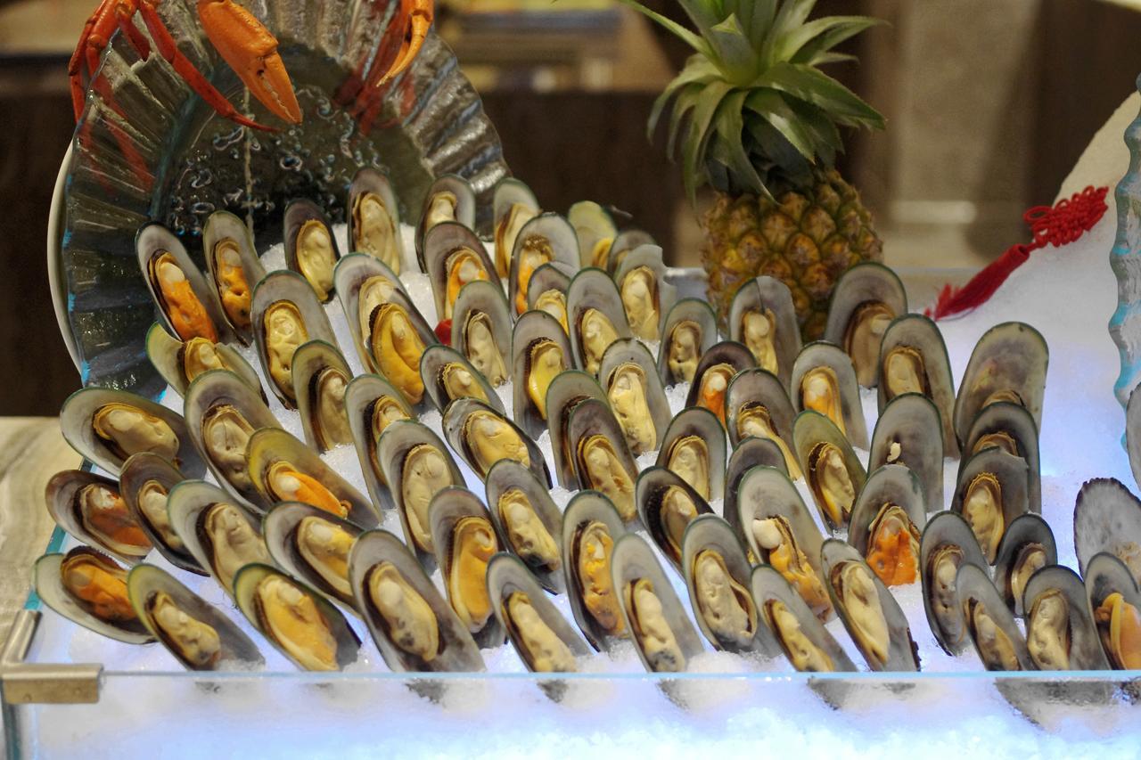 Fuzhou Lakeside Hotel Bagian luar foto
