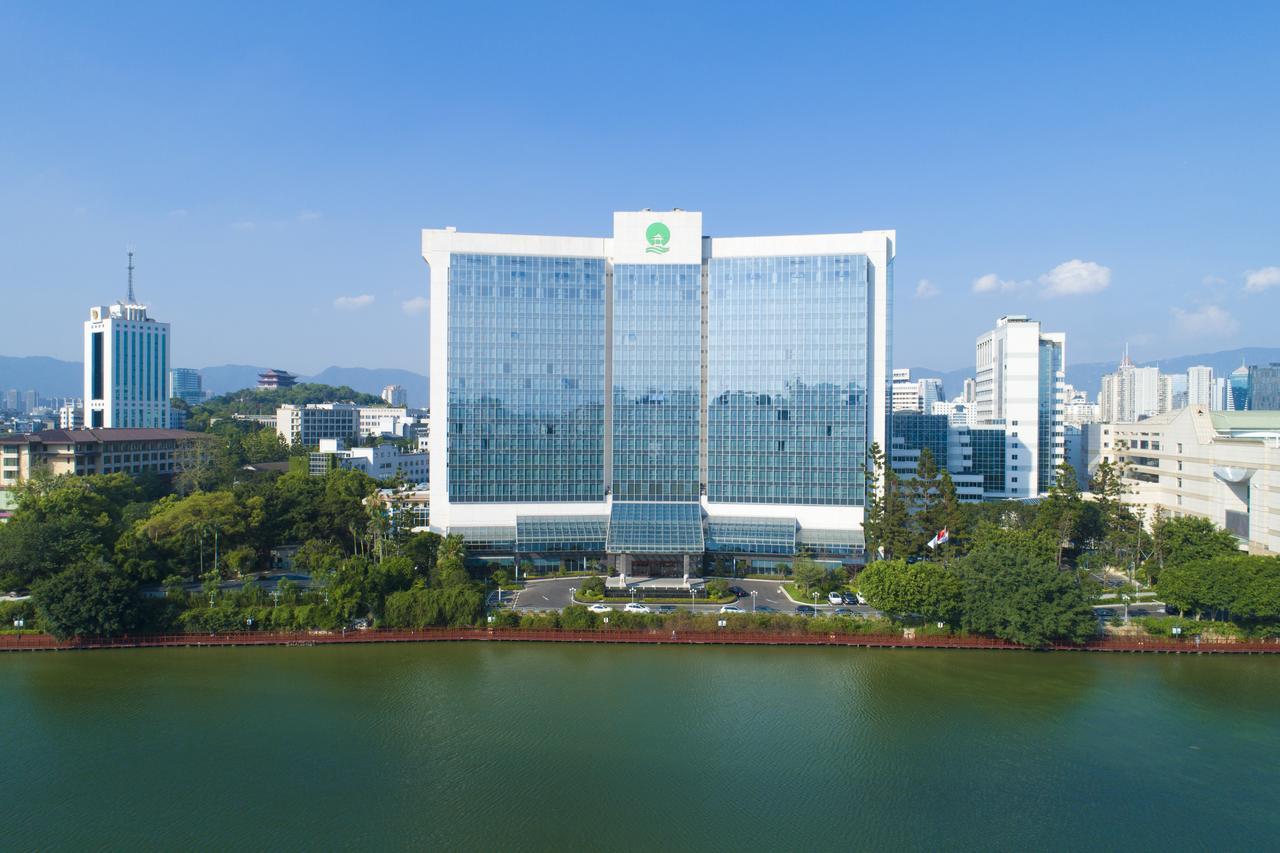Fuzhou Lakeside Hotel Bagian luar foto